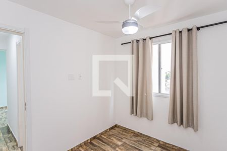 Quarto 1 de apartamento para alugar com 2 quartos, 40m² em Vila Zat, São Paulo