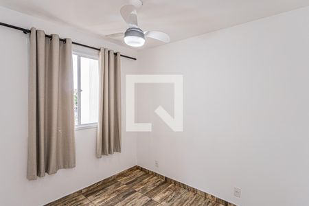 Quarto 1 de apartamento para alugar com 2 quartos, 40m² em Vila Zat, São Paulo