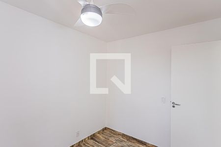 Quarto 1 de apartamento para alugar com 2 quartos, 40m² em Vila Zat, São Paulo