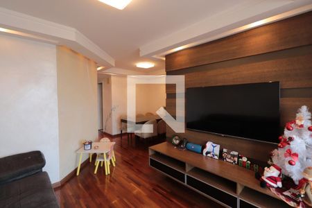 Apartamento para alugar com 3 quartos, 82m² em Parque Maria Luiza, São Paulo