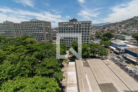 Vista da Sala de apartamento à venda com 3 quartos, 69m² em Olaria, Rio de Janeiro