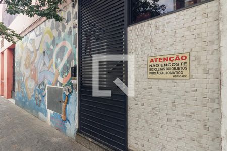 Apartamento à venda com 34m², 1 quarto e sem vaga Apartamento à venda com 34m², 1 quarto e sem vagaFachada