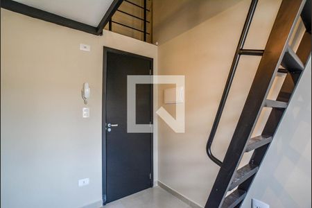 Sala/Cozinha de apartamento para alugar com 1 quarto, 21m² em Bangú, Santo André