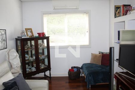 Sala 3 de casa de condomínio para alugar com 5 quartos, 1279m² em Jardim Passargada I, Cotia