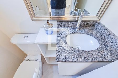 Lavabo  de casa de condomínio para alugar com 2 quartos, 102m² em Jardim Santa Maria, Jacareí