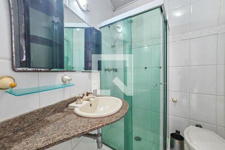 Apartamento para alugar com 295m², 4 quartos e 1 vaga Apartamento para alugar com 295m², 4 quartos e 1 vagaBanheiro da Suíte