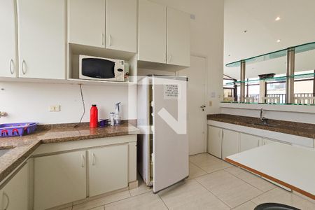 Apartamento para alugar com 295m², 4 quartos e 1 vaga Apartamento para alugar com 295m², 4 quartos e 1 vagaCozinha