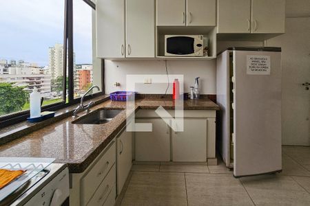 Apartamento para alugar com 295m², 4 quartos e 1 vaga Apartamento para alugar com 295m², 4 quartos e 1 vagaCozinha