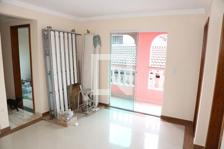 Sala de casa de condomínio para alugar com 2 quartos, 85m² em Jardim Monte Carmelo, Guarulhos