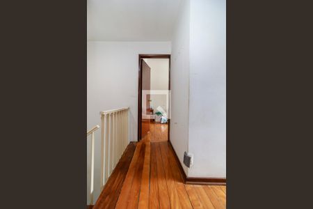 Casa à venda com 112m², 3 quartos e 1 vaga Casa à venda com 112m², 3 quartos e 1 vagaCorredor