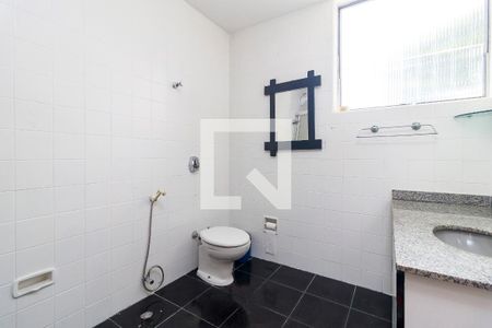 Casa à venda com 112m², 3 quartos e 1 vaga Casa à venda com 112m², 3 quartos e 1 vagaBanheiro