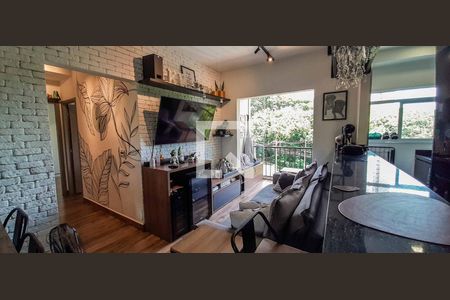 Sala de apartamento para alugar com 2 quartos, 57m² em Umuarama, Osasco