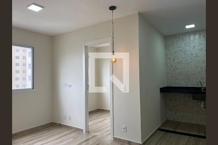 Sala de apartamento para alugar com 2 quartos, 35m² em Várzea da Barra Funda, São Paulo