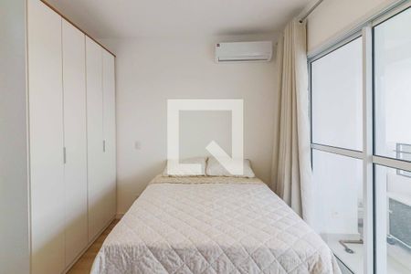 Quarto / Cozinha de kitnet/studio à venda com 1 quarto, 24m² em Butantã, São Paulo