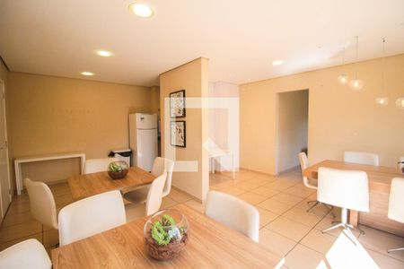 Apartamento à venda com 48m², 2 quartos e 1 vaga Apartamento à venda com 48m², 2 quartos e 1 vagaÁrea comum - Salão de Festas