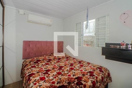 Quarto 1 de casa à venda com 2 quartos, 55m² em Bom Jesus, Porto Alegre