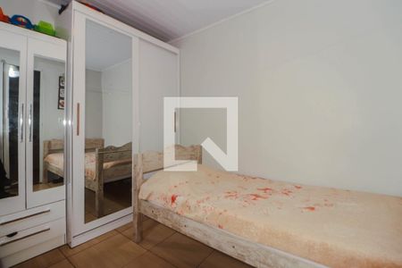 Quarto 2 de casa à venda com 2 quartos, 55m² em Bom Jesus, Porto Alegre