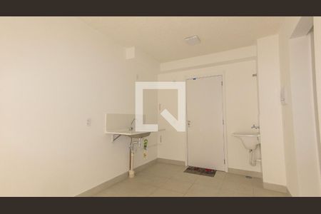 Sala/Cozinha de apartamento para alugar com 2 quartos, 42m² em Vila Graciosa, São Paulo