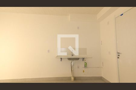 Sala/Cozinha de apartamento para alugar com 2 quartos, 42m² em Vila Graciosa, São Paulo