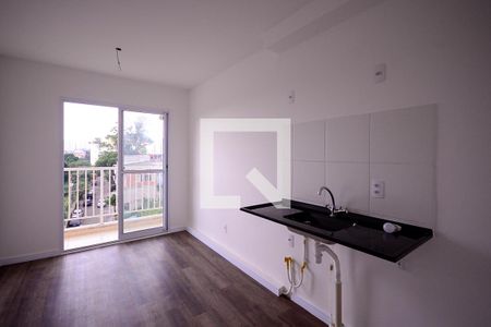 Sala/Cozinha de apartamento para alugar com 1 quarto, 29m² em Sacoma, São Paulo