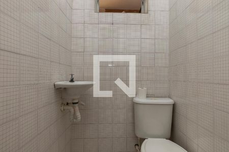 Lavabo de casa para alugar com 3 quartos, 120m² em Jardim São Luís, São Paulo