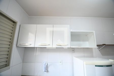 Cozinha - Armários de kitnet/studio para alugar com 1 quarto, 30m² em Cidade Universitária, Campinas