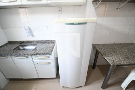 Cozinha de kitnet/studio para alugar com 1 quarto, 30m² em Cidade Universitária, Campinas