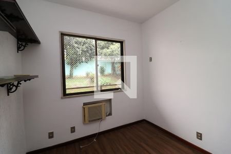 Quarto 1 de apartamento para alugar com 3 quartos, 240m² em Jardim Guanabara, Rio de Janeiro