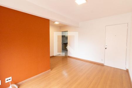 Sala de apartamento para alugar com 3 quartos, 67m² em Vila Indiana, São Paulo