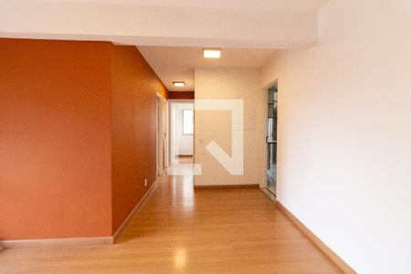 Sala de apartamento para alugar com 3 quartos, 67m² em Vila Indiana, São Paulo