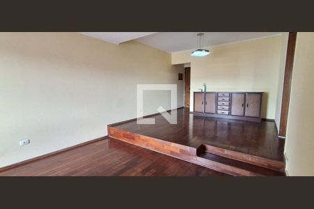 Sala de apartamento para alugar com 3 quartos, 120m² em Olímpico, São Caetano do Sul