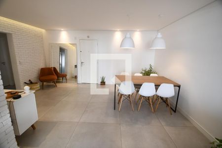 Sala de apartamento para alugar com 2 quartos, 103m² em Cambuí, Campinas