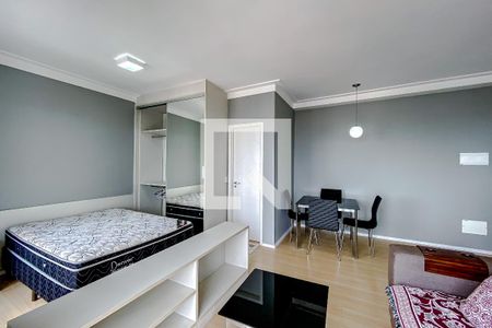 Sala de kitnet/studio para alugar com 1 quarto, 44m² em Vila Regente Feijó, São Paulo