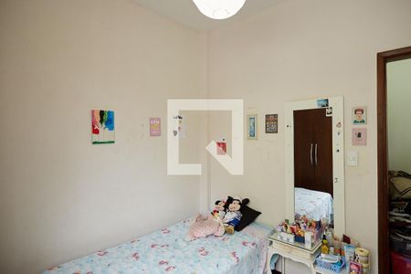 Quarto 1 de apartamento à venda com 2 quartos, 60m² em Sagrada Família, Belo Horizonte