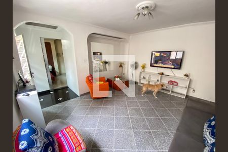 Sala de casa à venda com 4 quartos, 120m² em Inhaúma, Rio de Janeiro