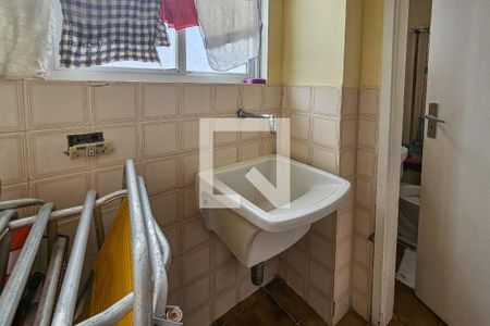 Apartamento para alugar com 193m², 3 quartos e 2 vagas Apartamento para alugar com 193m², 3 quartos e 2 vagasÁrea de serviço