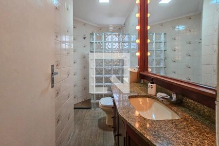 Apartamento para alugar com 193m², 3 quartos e 2 vagas Apartamento para alugar com 193m², 3 quartos e 2 vagasBanheiro da Suíte