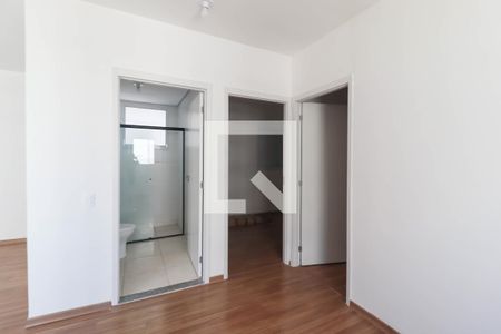 Quarto de apartamento para alugar com 2 quartos, 54m² em Jardim Carlos Gomes, Jundiaí