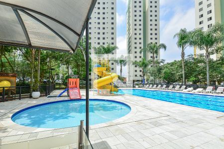 Apartamento à venda com 47m², 2 quartos e 1 vaga Apartamento à venda com 47m², 2 quartos e 1 vagaÁrea comum - Piscina