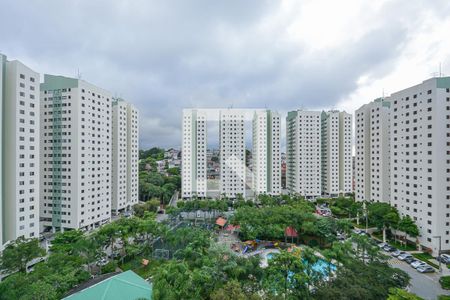 Apartamento à venda com 47m², 2 quartos e 1 vaga Apartamento à venda com 47m², 2 quartos e 1 vagaVista do Quarto 2