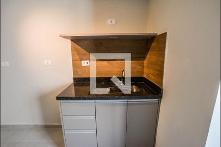 Sala/Cozinha de apartamento para alugar com 1 quarto, 21m² em Bangú, Santo André