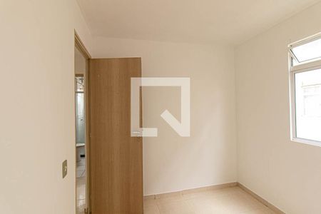 Quarto 1 de apartamento para alugar com 2 quartos, 45m² em Tatuquara, Curitiba