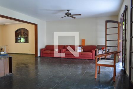 Sala 1 de casa para alugar com 4 quartos, 300m² em Anil, Rio de Janeiro