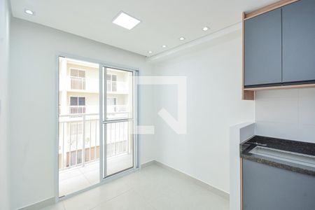 Sala/Cozinha de apartamento para alugar com 1 quarto, 29m² em Socorro, São Paulo