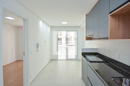 Sala/Cozinha de apartamento para alugar com 1 quarto, 29m² em Socorro, São Paulo