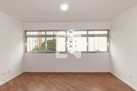 Sala de apartamento para alugar com 3 quartos, 90m² em Indianópolis, São Paulo