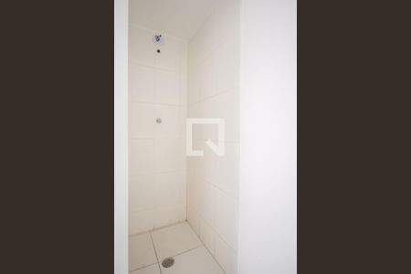 Banheiro de apartamento à venda com 1 quarto, 38m² em Padroeira, Osasco