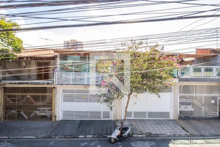 Vista da Suíte de casa à venda com 3 quartos, 200m² em Cidade das Flores, Osasco