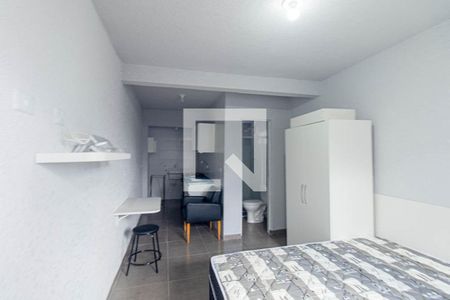 Sala/Quarto de kitnet/studio para alugar com 1 quarto, 25m² em Uberaba, Curitiba