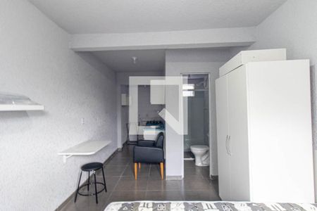 Sala/Quarto de kitnet/studio para alugar com 1 quarto, 25m² em Uberaba, Curitiba